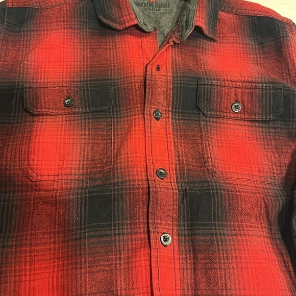 Woolrich plaid black and red button down t shirt w 2 front pockets 100% cotton - Picture 5 of 10